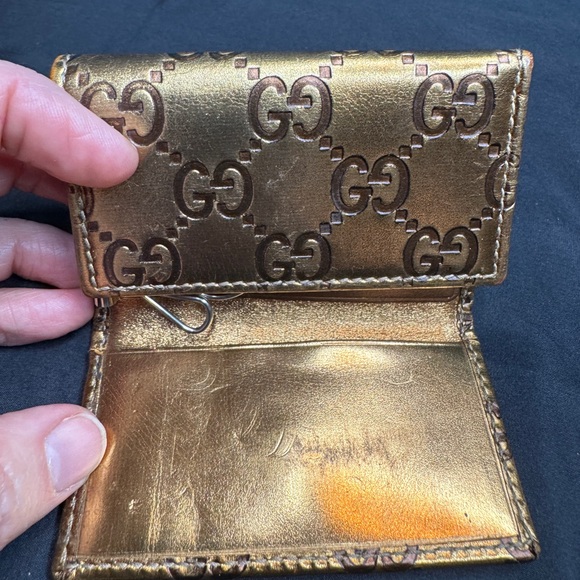 Gucci Metallic Gold GG Logo Card Key Wallet - Picture 12 of 16